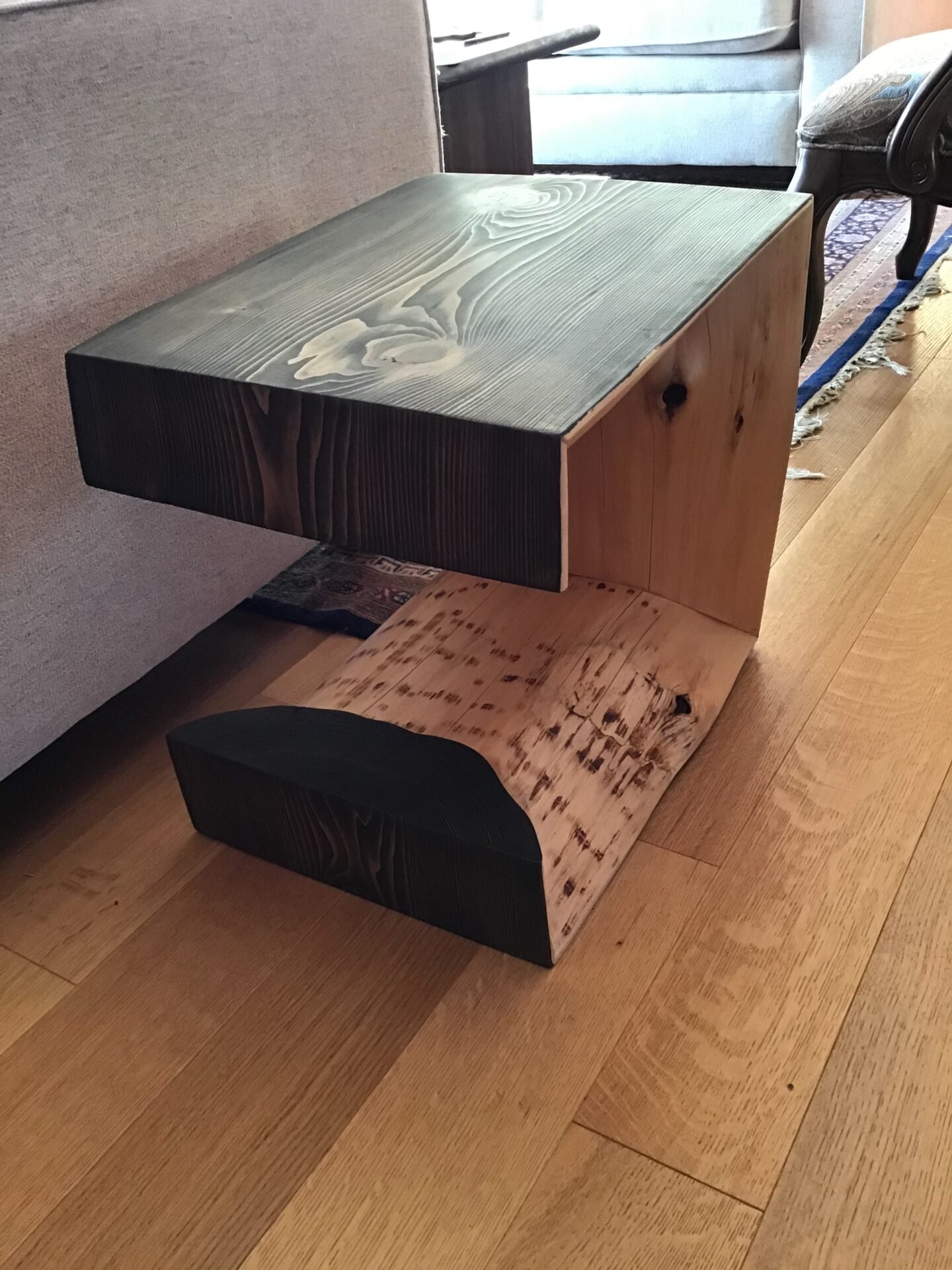 concept-end-table